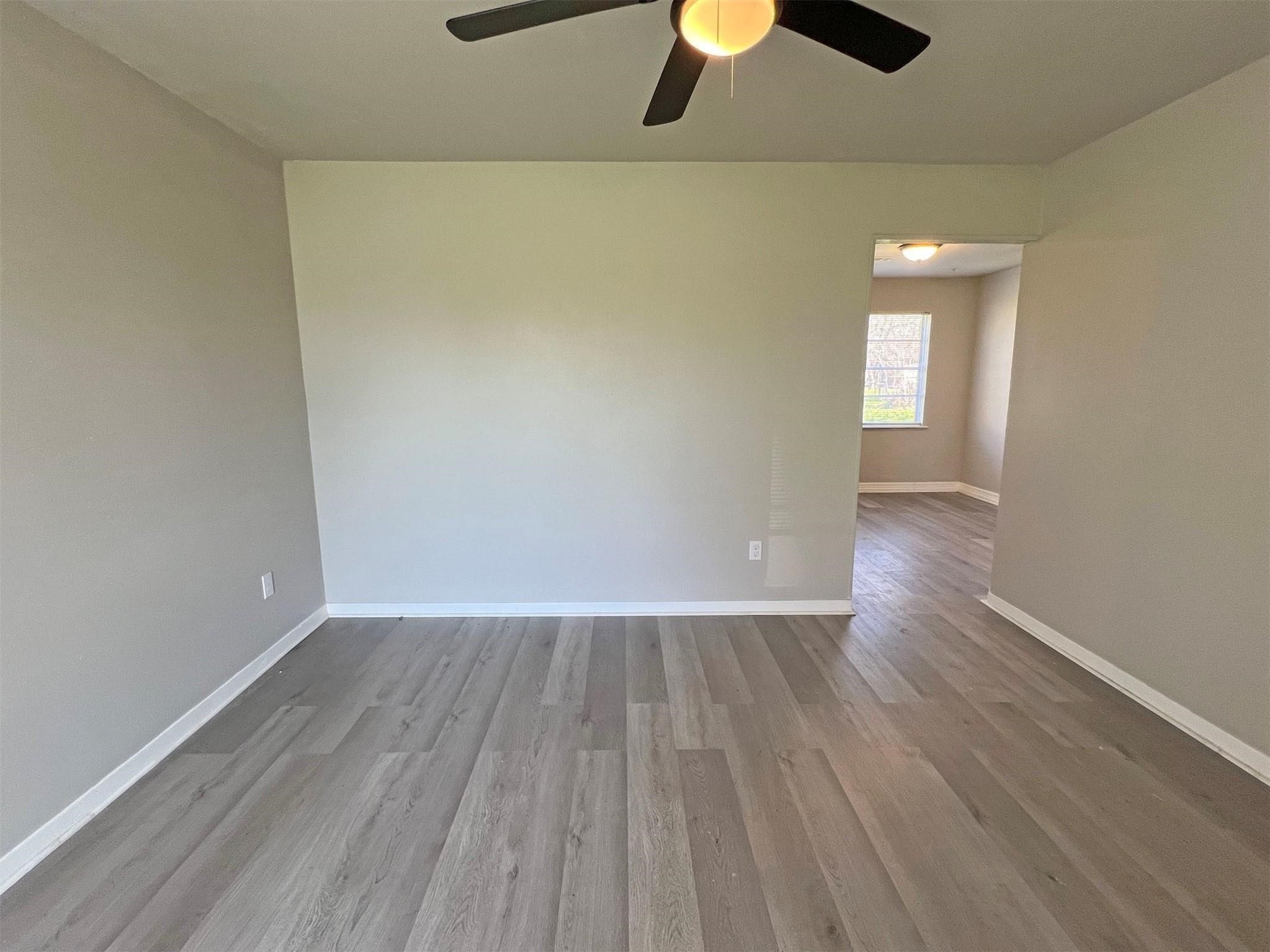 224 Stuart Street Clute, TX 77531 - Photo 7 of 22