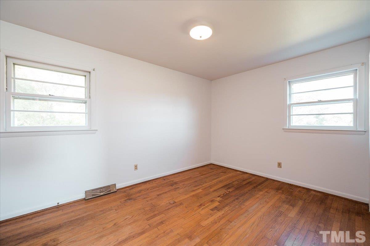 5417 Ten-Ten Road Apex, NC 27539 - Photo 18 of 23 Gallery Image 18