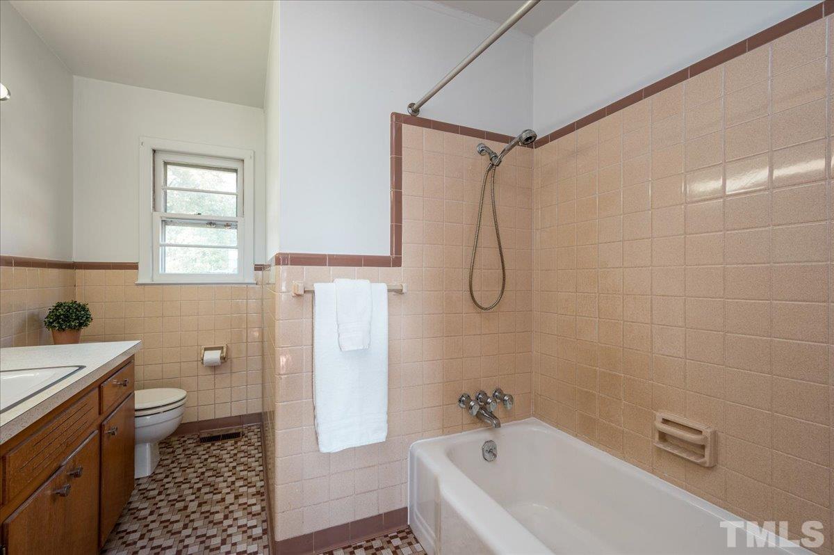 5417 Ten-Ten Road Apex, NC 27539 - Photo 22 of 23 Gallery Image 22