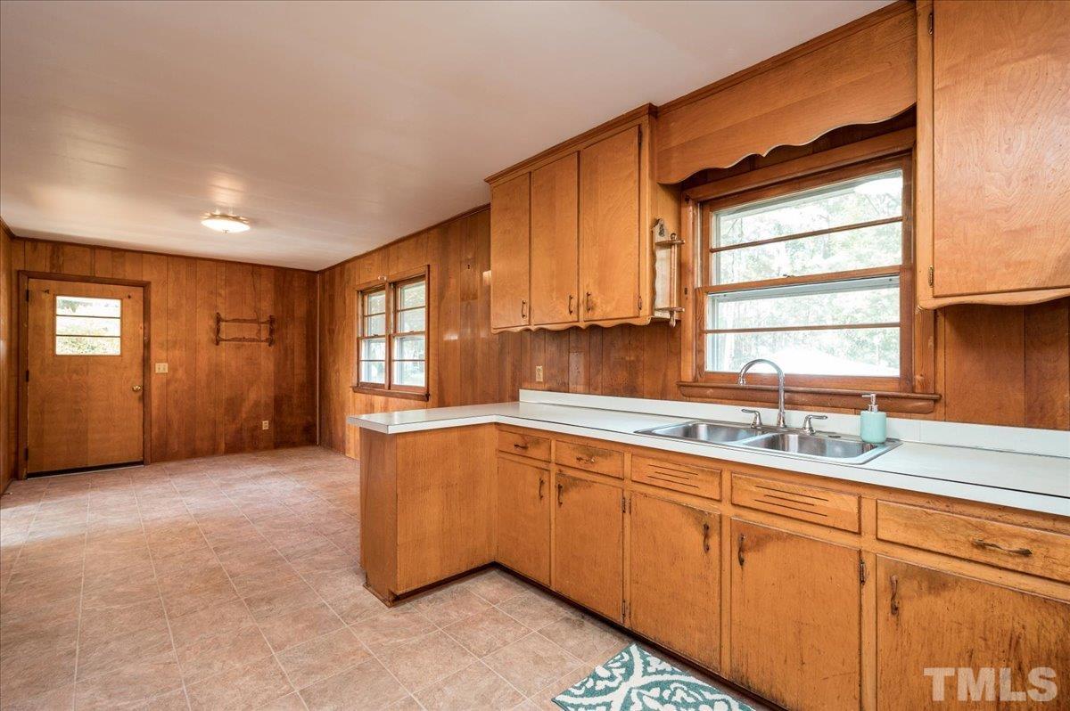 5417 Ten-Ten Road Apex, NC 27539 - Photo 9 of 23 Gallery Image 9