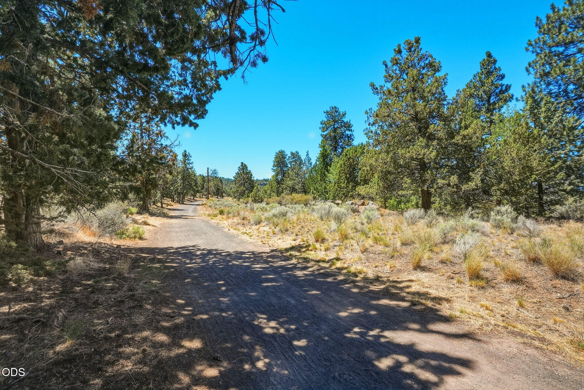 3729 Northwest Summerfield Road Bend, OR 97703 - Photo 68 of 72