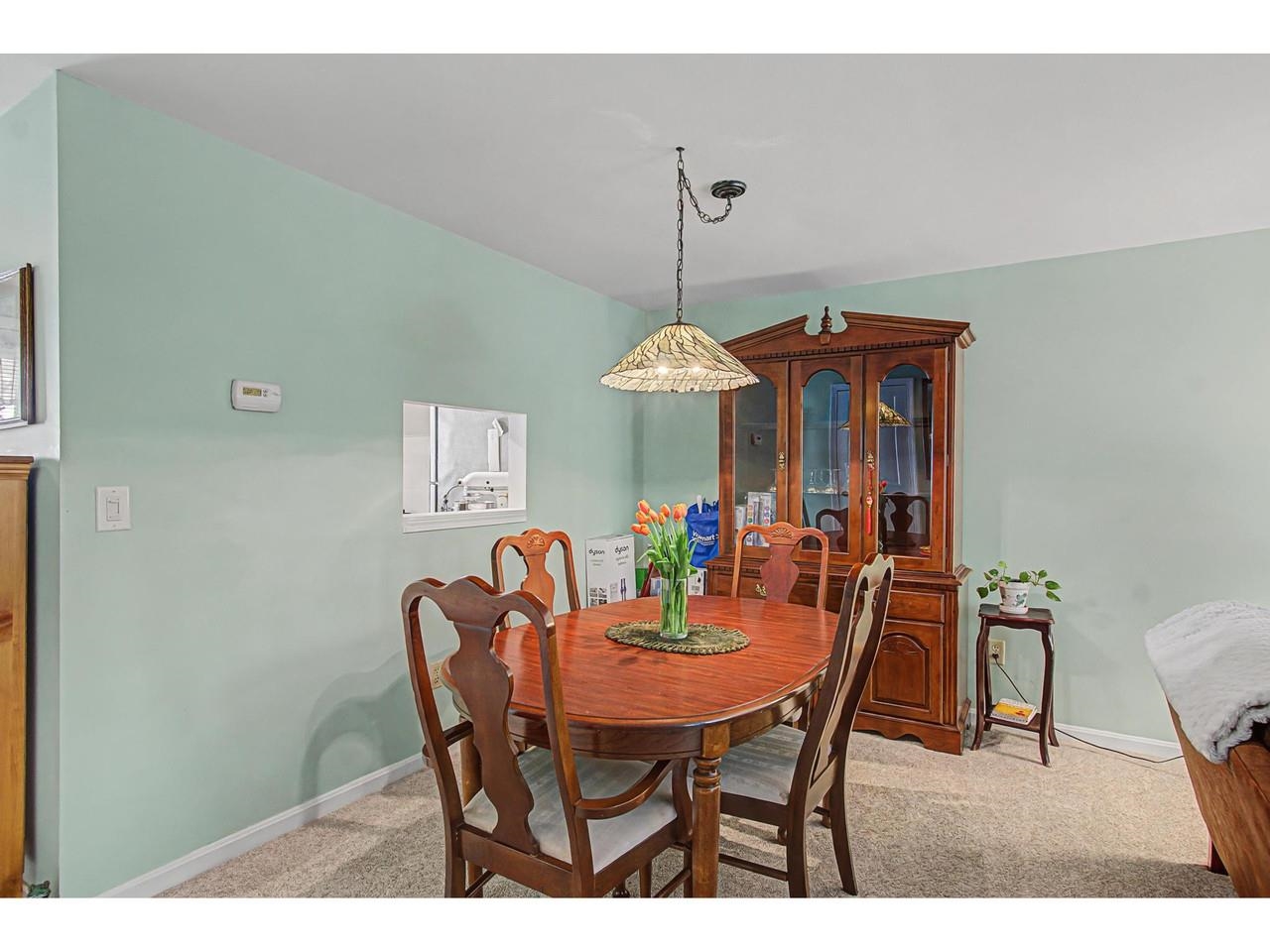 8 Arthur Court Burlington, VT 05403 - Photo 12 of 38