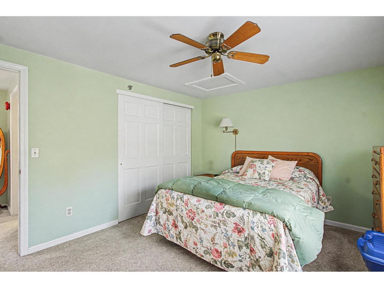 8 Arthur Court Burlington, VT 05403 - Photo 21 of 38