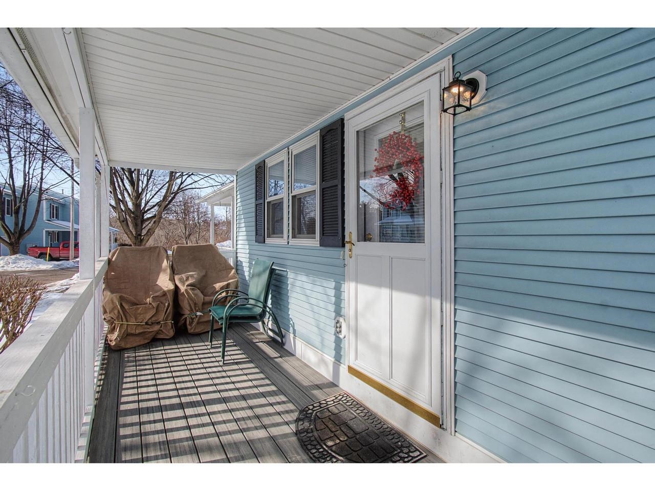 8 Arthur Court Burlington, VT 05403 - Photo 4 of 38