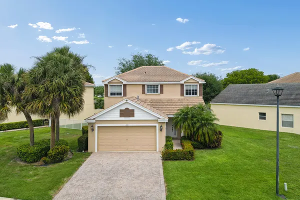 $579,000 | 113 Canterbury Place, Royal Palm Beach, FL 33414