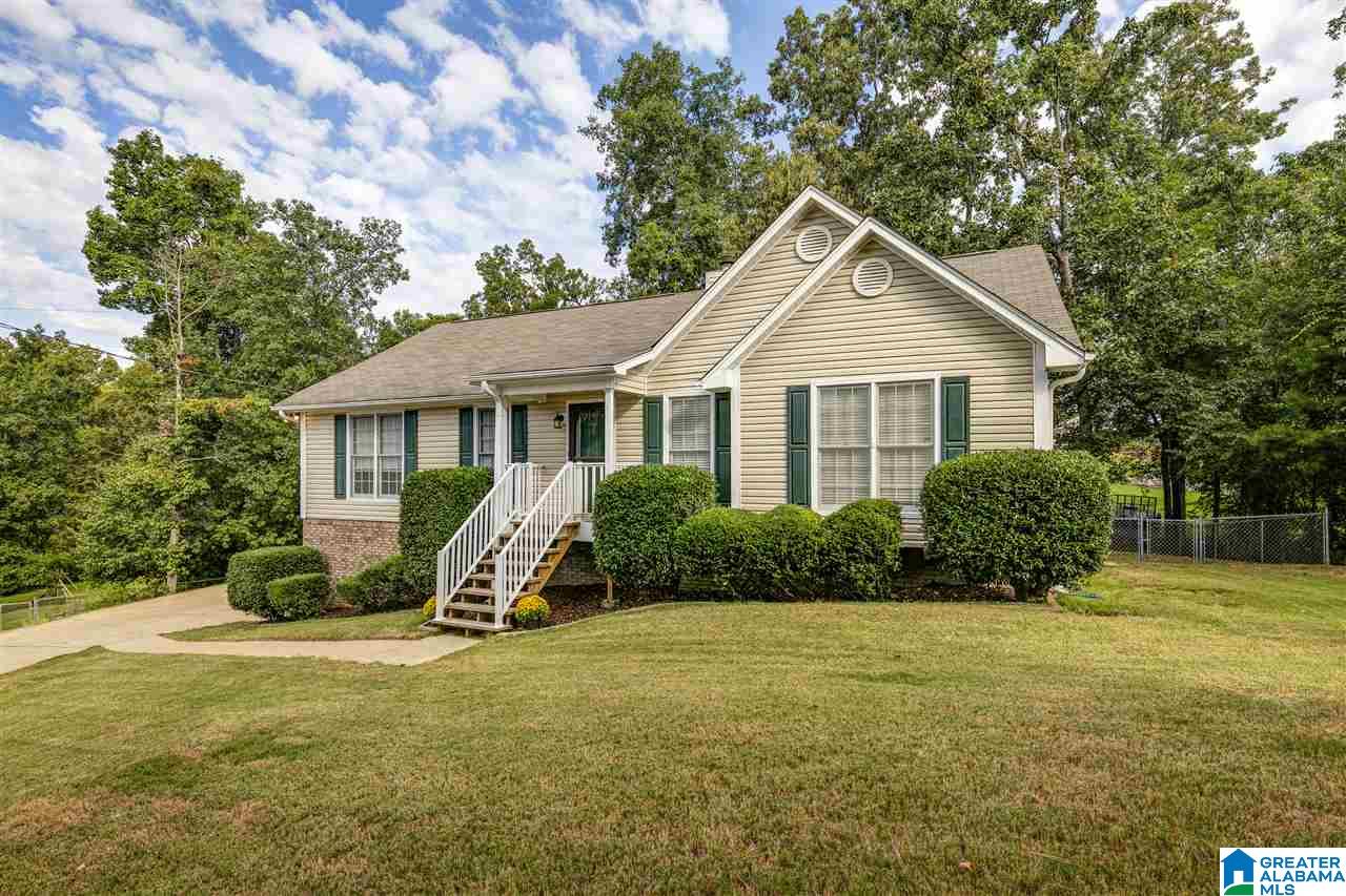 2713 Chestnut Way Pinson, AL 35126 - Photo 2 of 26