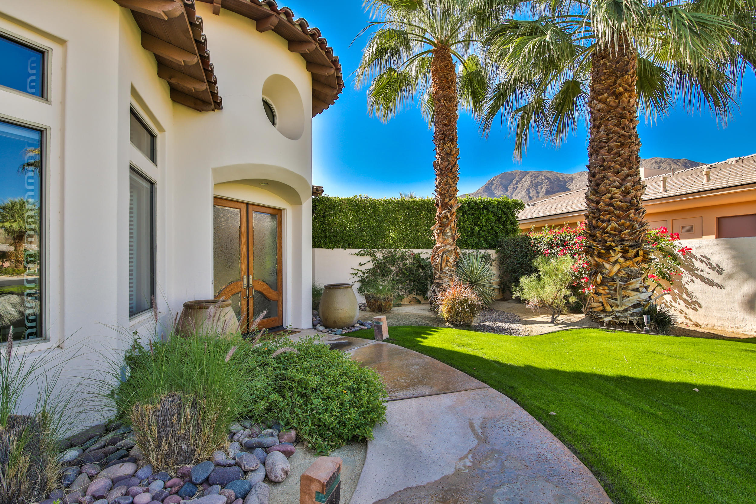 11 Ridgeline Way Rancho Mirage, CA 92270 - Photo 3 of 45 068A8185