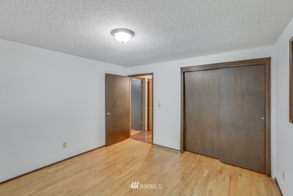 14101 178th Avenue Southeast Renton, WA 98059 - Photo 11 of 30