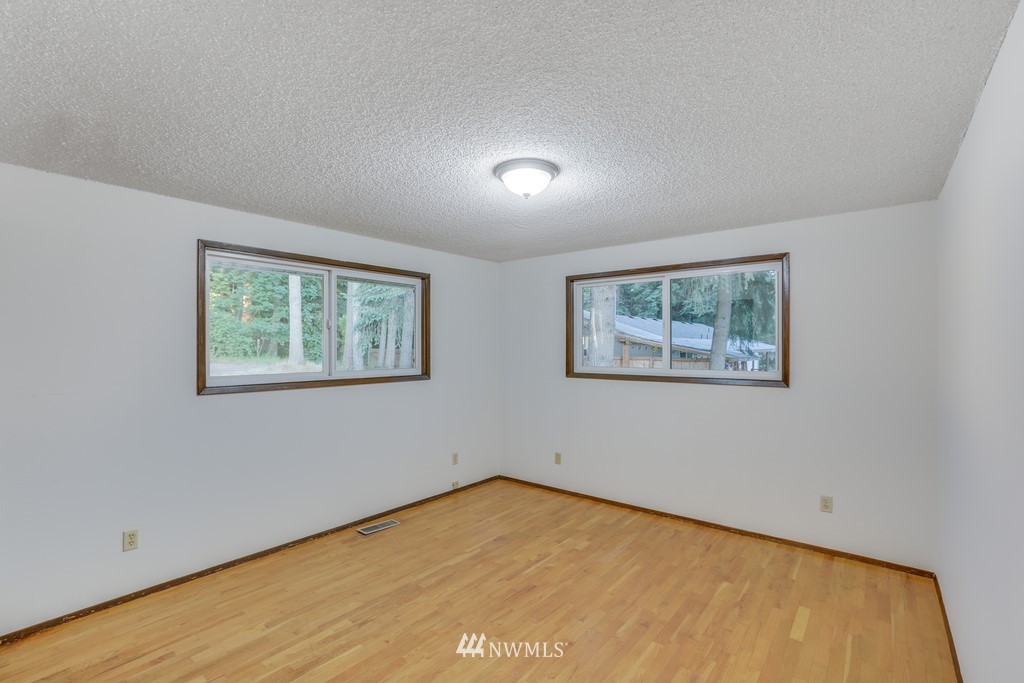 14101 178th Avenue Southeast Renton, WA 98059 - Photo 12 of 30