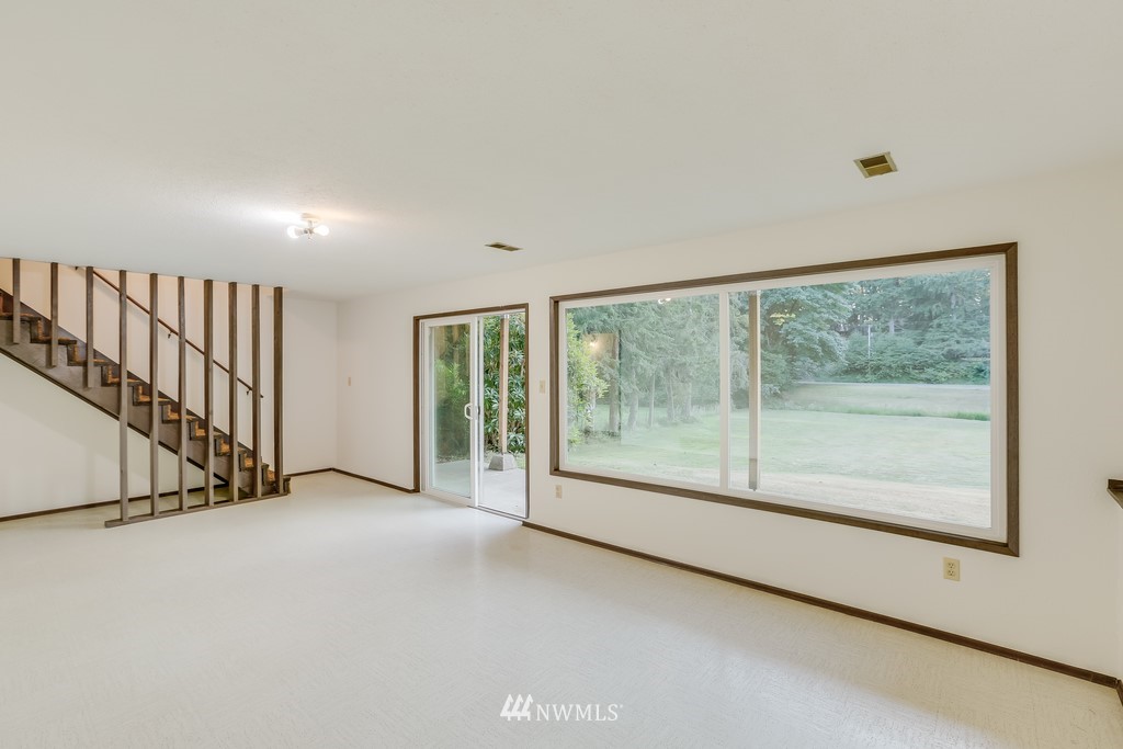 14101 178th Avenue Southeast Renton, WA 98059 - Photo 14 of 30