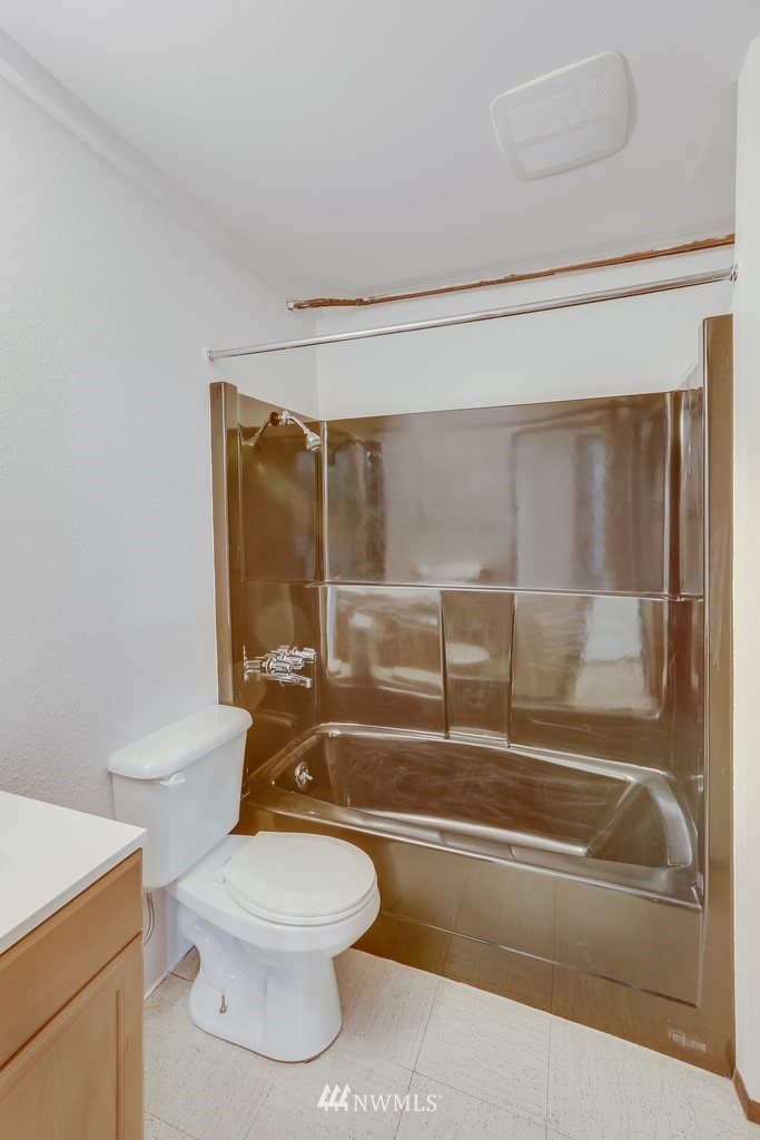 14101 178th Avenue Southeast Renton, WA 98059 - Photo 22 of 30