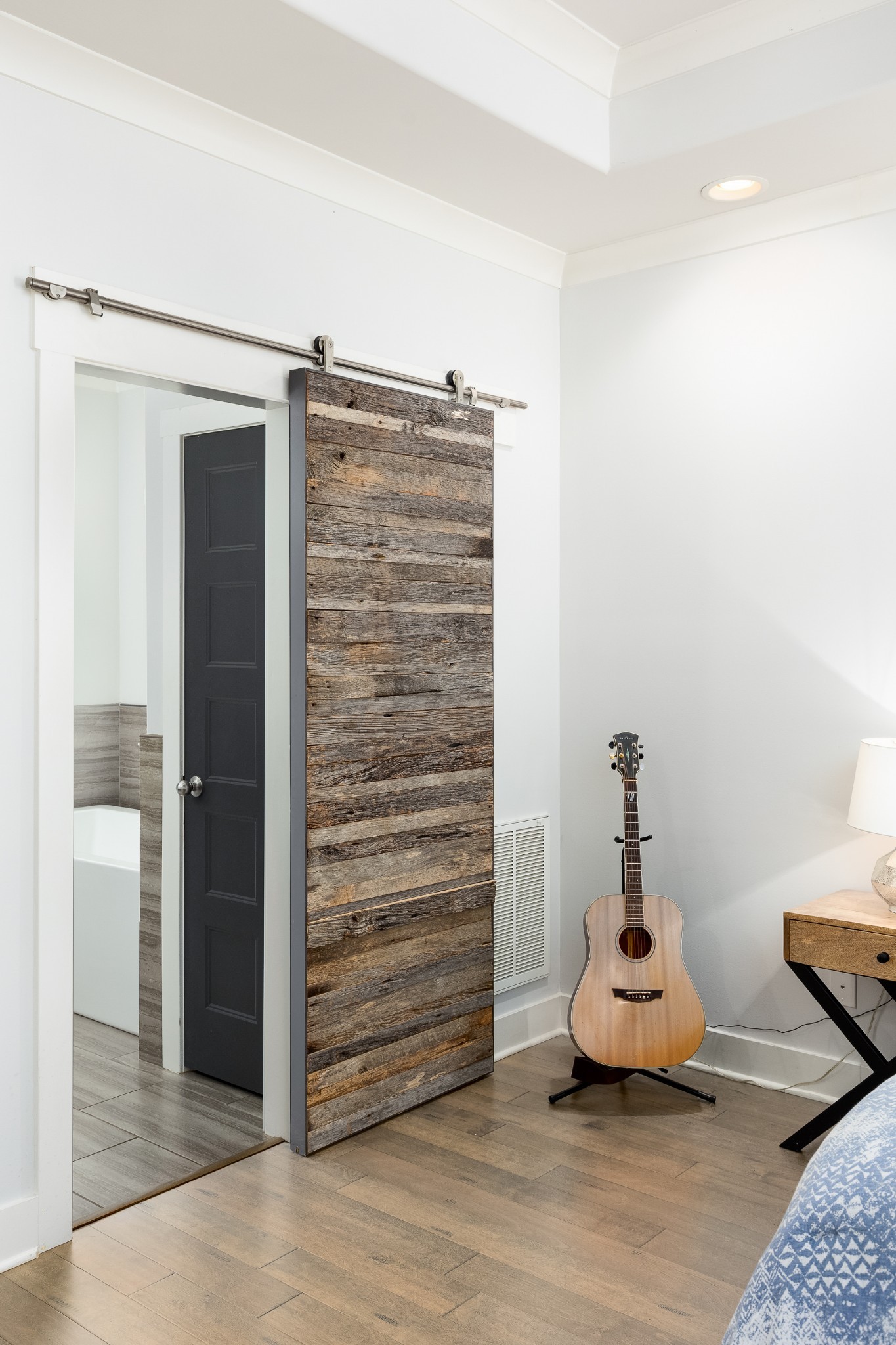 7970 Richpine Drive Murfreesboro, TN 37128 - Photo 13 of 30 a room with chair and the wooden floor