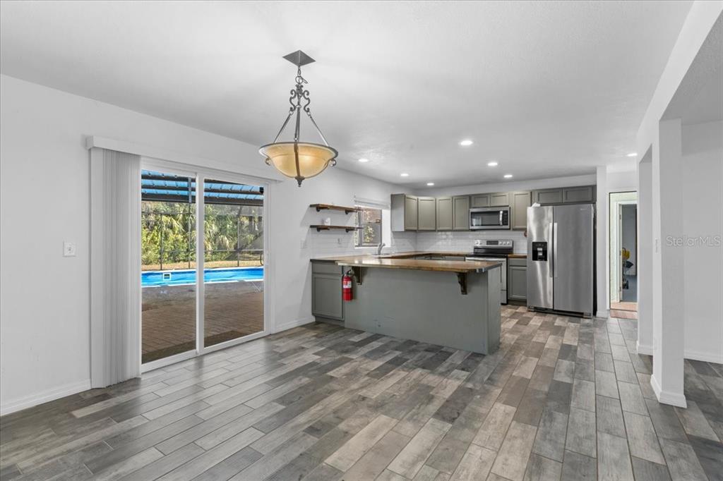 155 South Court Street Bronson, FL 32621 - Photo 21 of 62