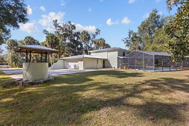 $527,000 | 155 South Court Street, Bronson, FL 32621