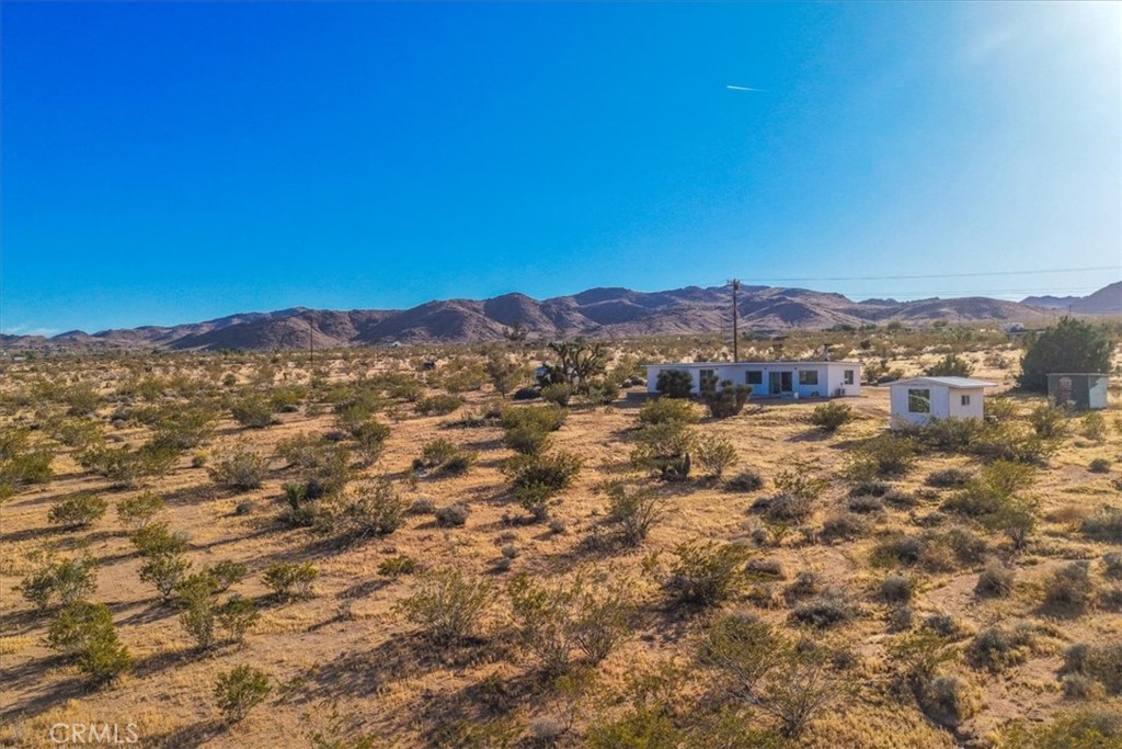 2625 Geronimo Trail Yucca Valley, CA 92285 - Photo 40 of 57 a view of city and mountain