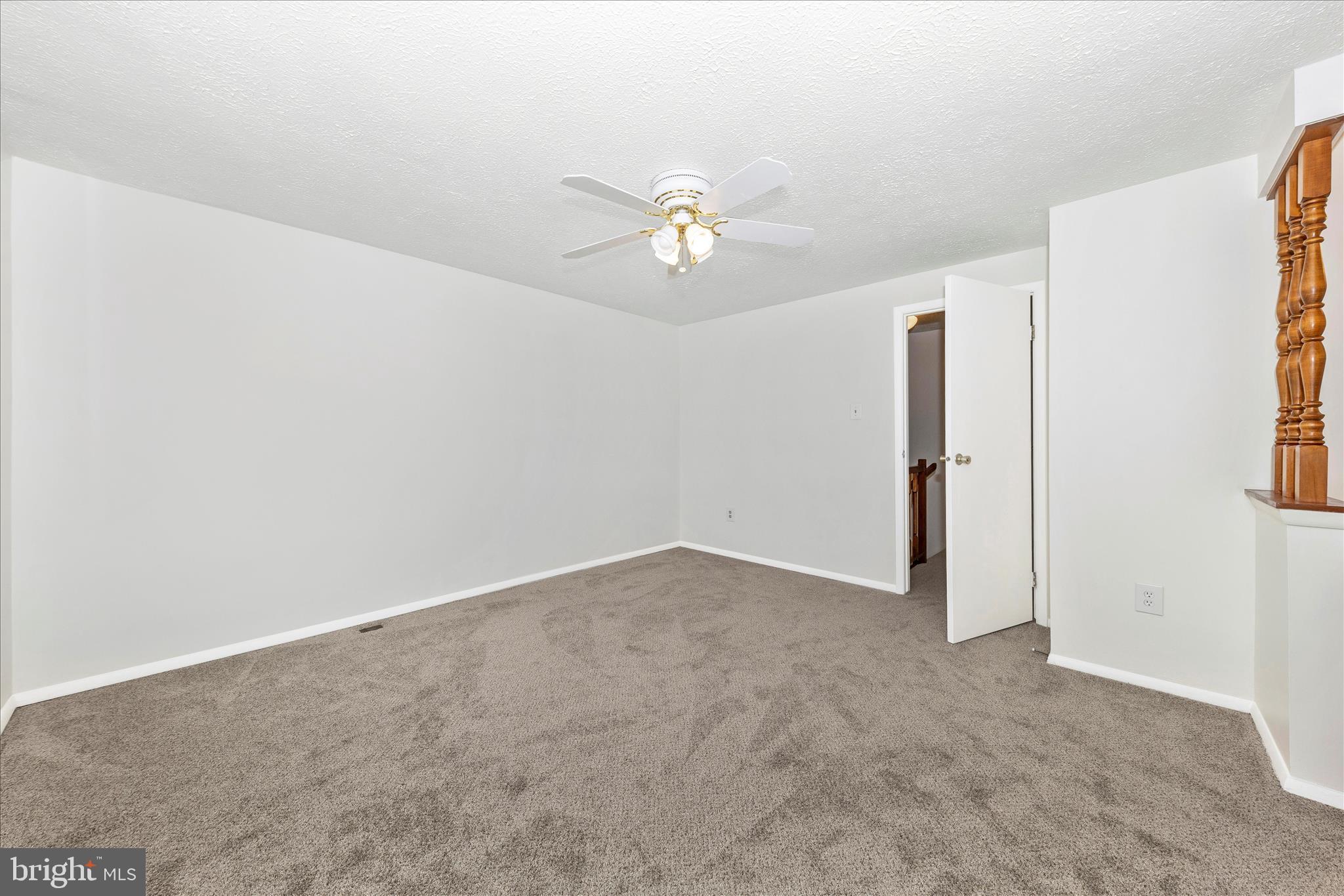 25508 Coltrane Drive Damascus, MD 20872 - Photo 29 of 58 Primary Bedroom