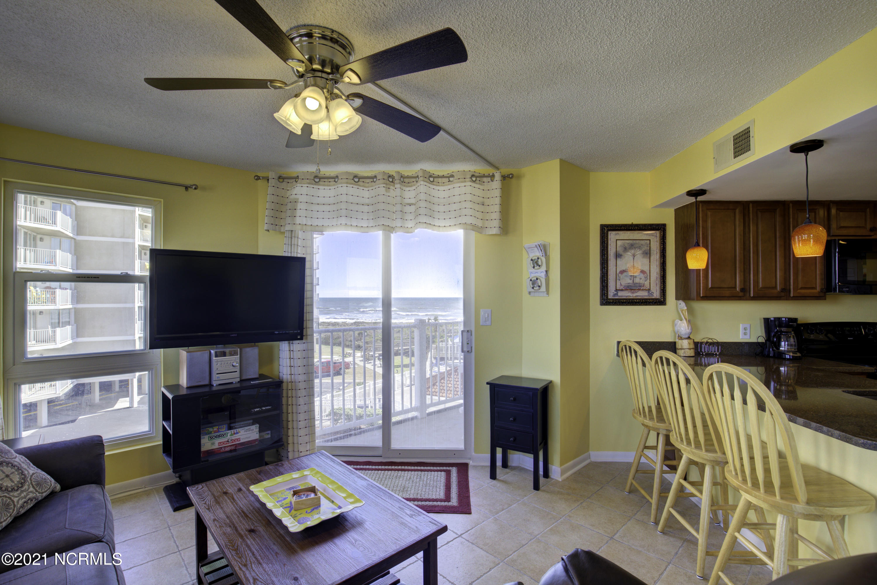 2000 New River Inlet Road, Unit 2314 North Topsail Beach, NC 28460 - Photo 7 of 20 living room