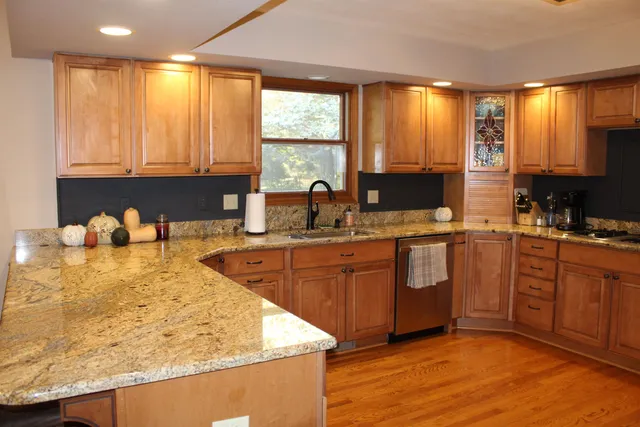 $425,000 | 3558 Burlwood Drive, Rockford, IL 61114