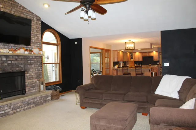 $425,000 | 3558 Burlwood Drive, Rockford, IL 61114