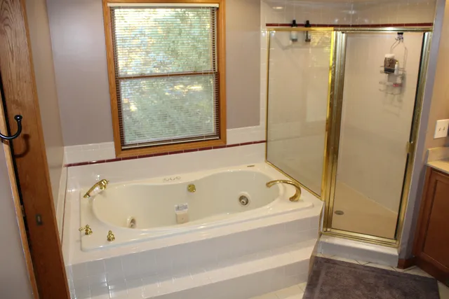 $425,000 | 3558 Burlwood Drive, Rockford, IL 61114