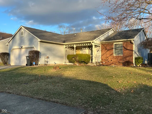 $249,000 | 633 Delray Drive, Indianapolis, IN 46241