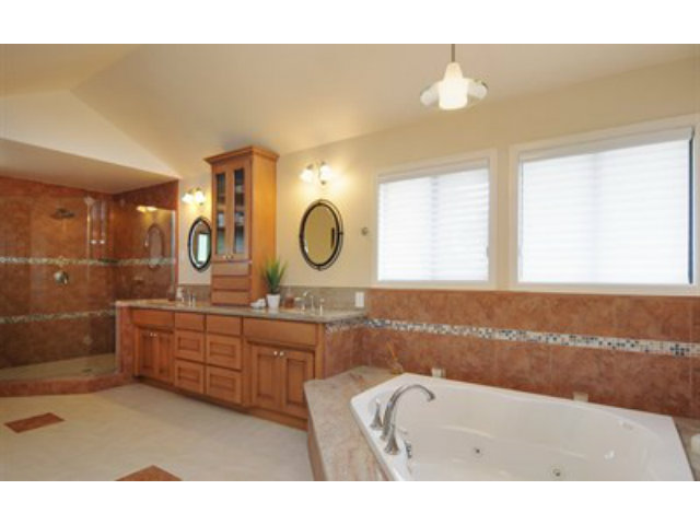 10026 Crescent Road Cupertino, CA 95014 - Photo 8 of 19 Gallery Image 8