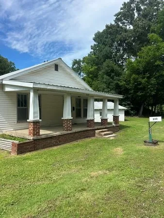 $129,000 | 232 Natchez Trace Road, Camden, TN 38320