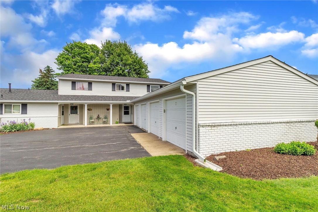 8957 West Ridge Road, Unit C Elyria, OH 44035 - Photo 4 of 32 Gallery Image 4