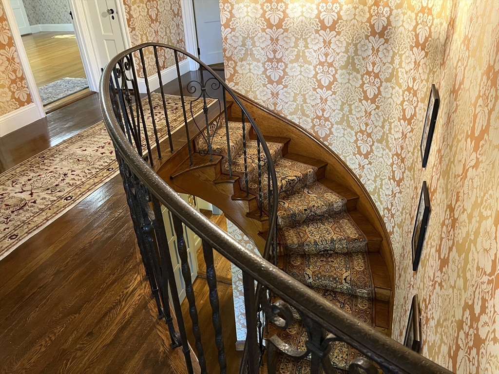 6 Old Colony Road Worcester, MA 01609 - Photo 22 of 39 Gallery Image 22