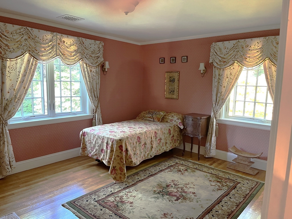 6 Old Colony Road Worcester, MA 01609 - Photo 24 of 39 Gallery Image 24