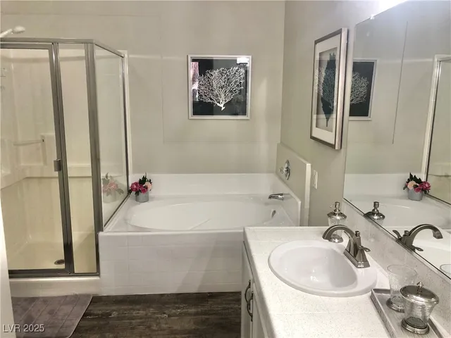 $2,295 | 1004 Duckhorn Court, Unit 201, Las Vegas, NV 89144