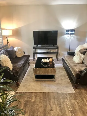 $2,295 | 1004 Duckhorn Court, Unit 201, Las Vegas, NV 89144