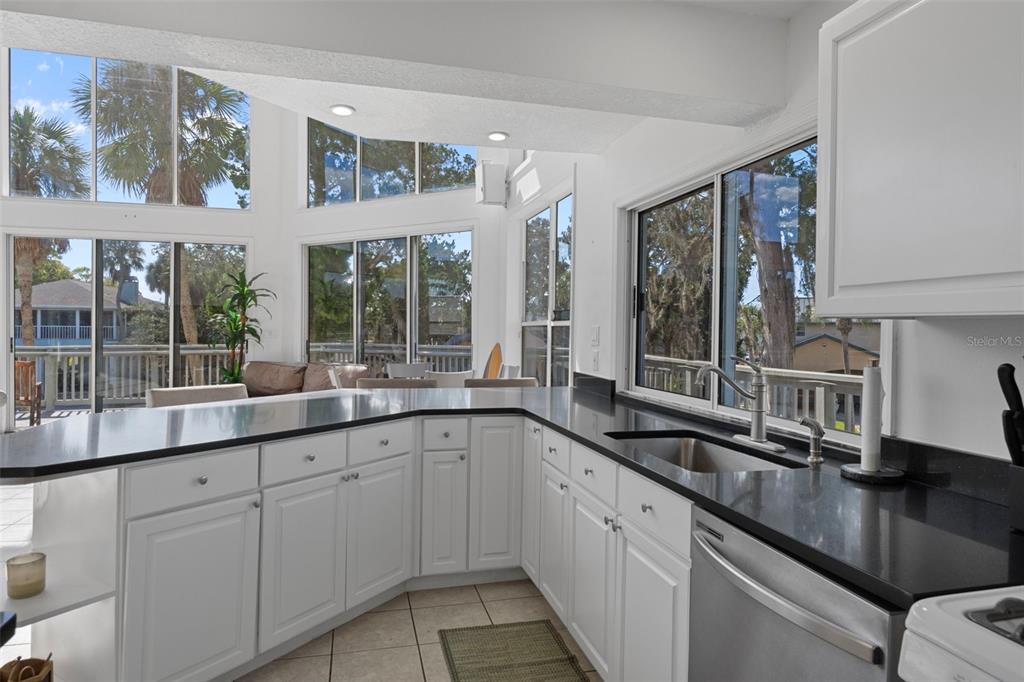 5272 Tropical Point Weeki Wachee, FL 34607 - Photo 15 of 60