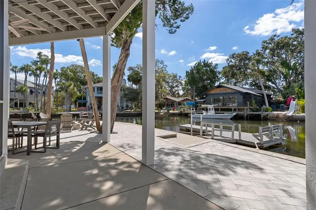 $985,000 | 5272 Tropical Point, Weeki Wachee, FL 34607