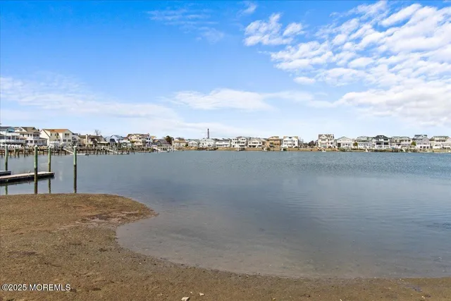 $8,000 | 100 Niblick Street, Point Pleasant Beach, NJ 08742