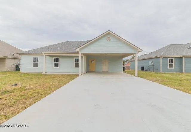 $1,650 | 1007 Lillian Michel Drive, Breaux Bridge, LA 70517