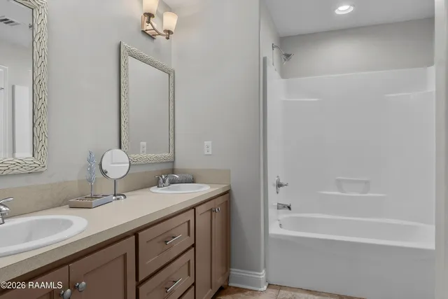 $1,650 | 1007 Lillian Michel Drive, Breaux Bridge, LA 70517