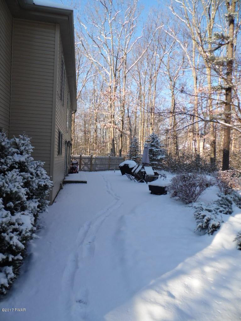 137 Hay Road Milford, PA 18337 - Photo 52 of 53 Backyard