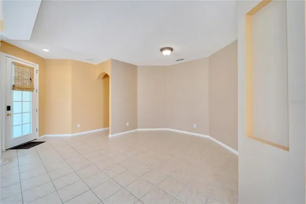 $2,900 | 5508 Golden Isles Drive, Apollo Beach, FL 33572