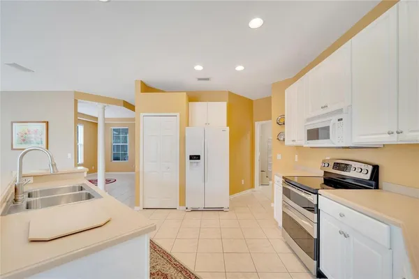 $2,900 | 5508 Golden Isles Drive, Apollo Beach, FL 33572