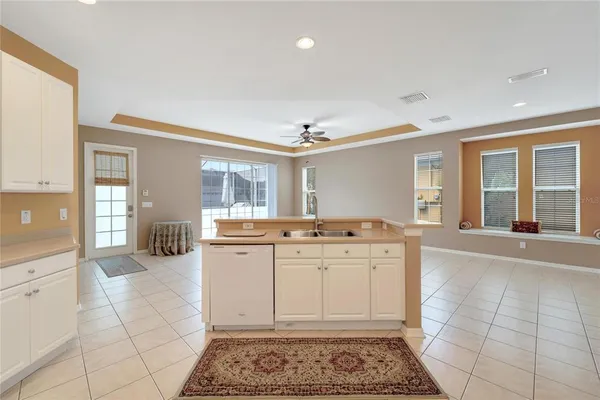 $2,900 | 5508 Golden Isles Drive, Apollo Beach, FL 33572