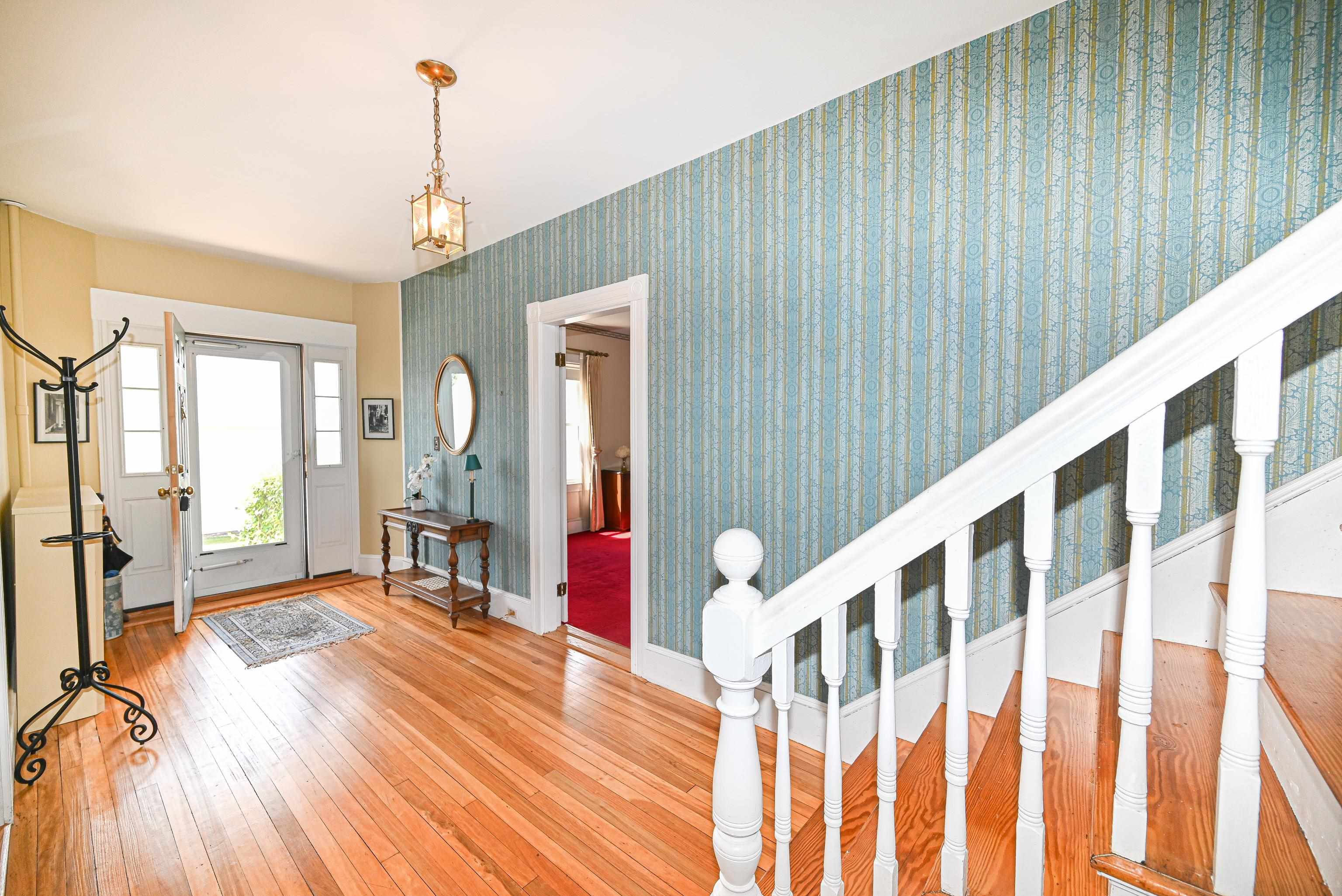 511 Spruce Street Manchester, NH 03103 - Photo 14 of 40