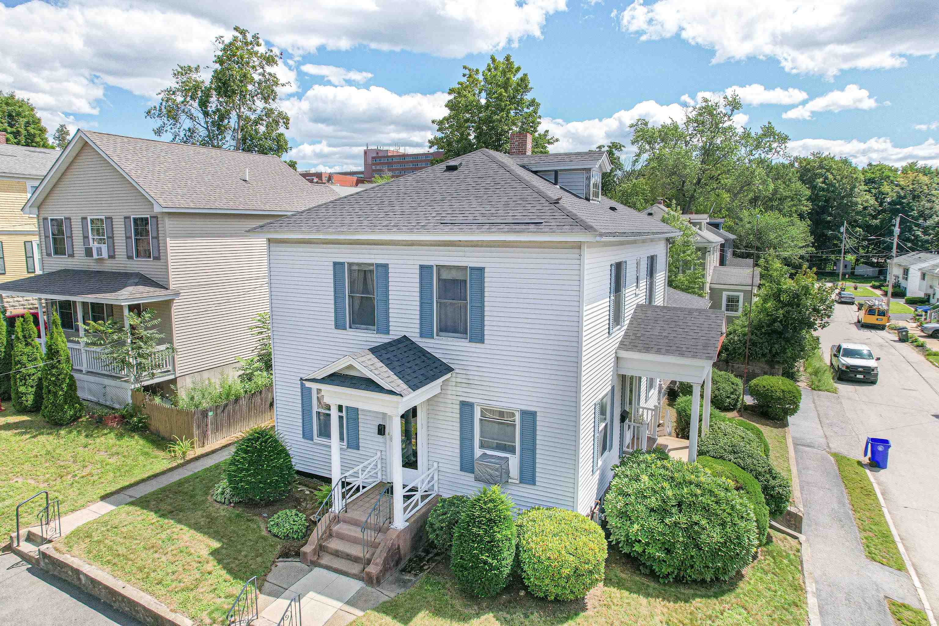 511 Spruce Street Manchester, NH 03103 - Photo 2 of 40