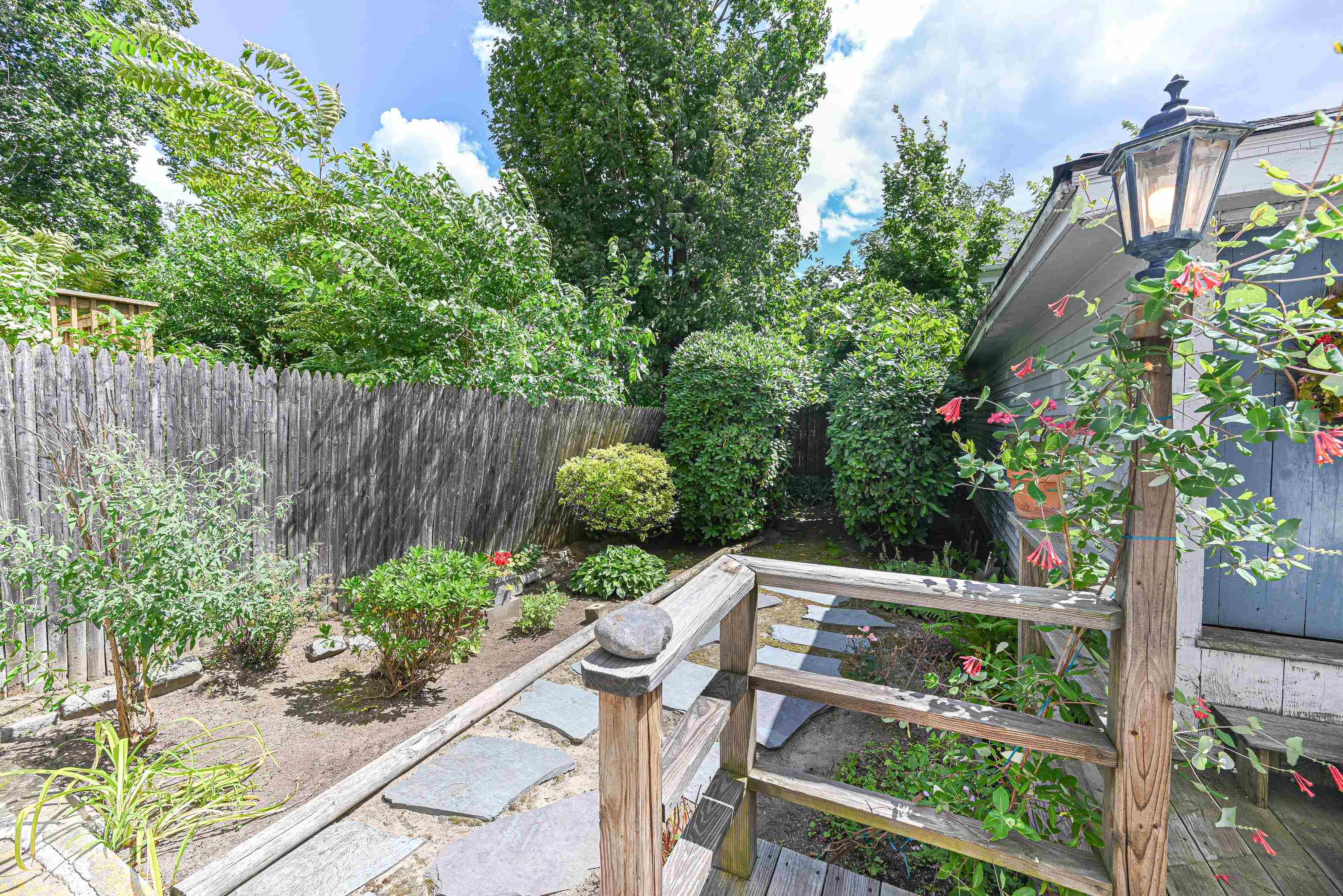 511 Spruce Street Manchester, NH 03103 - Photo 29 of 40