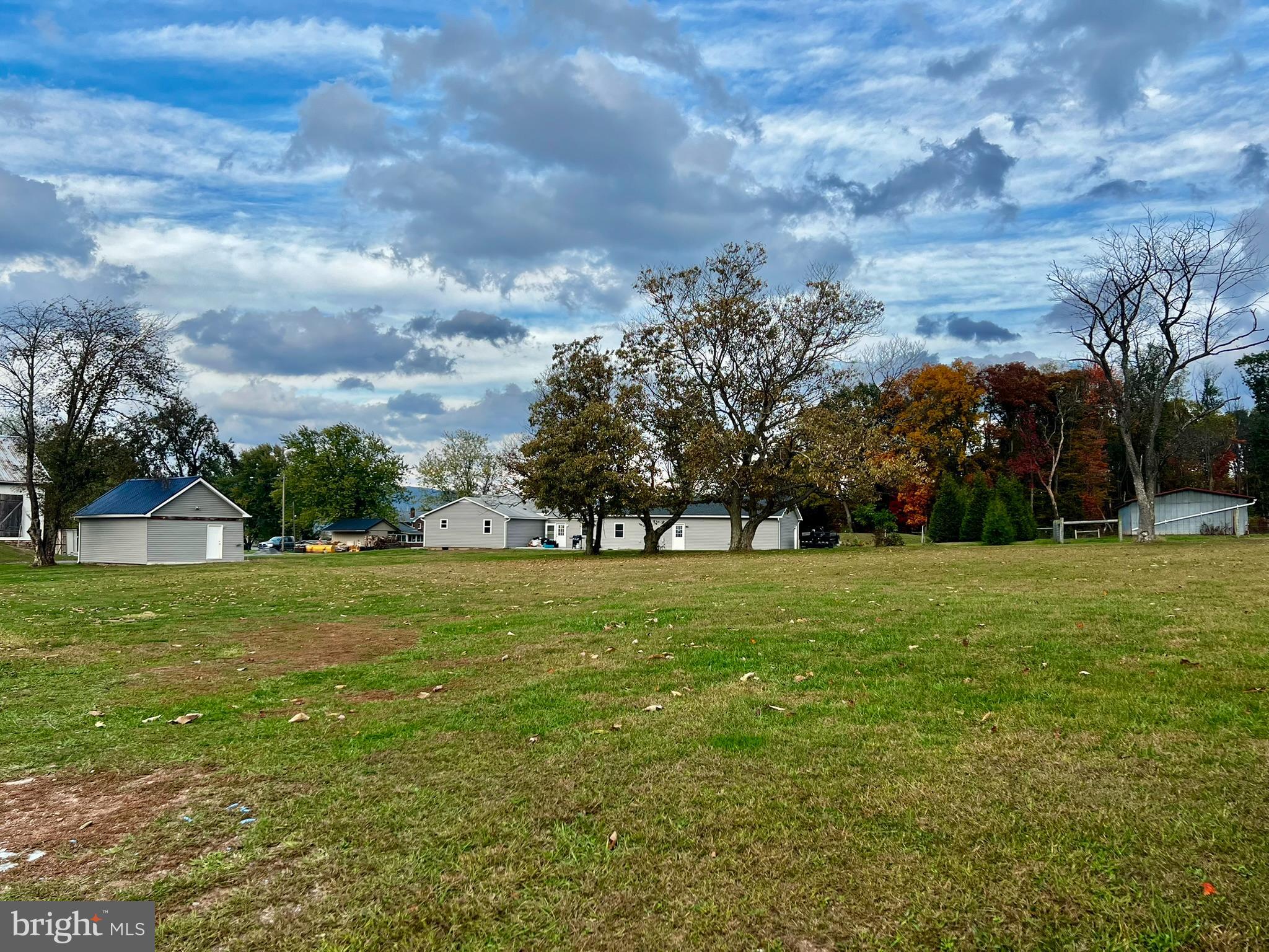 8690 Highway 25 Spring Glen, PA 17978 - Photo 15 of 31