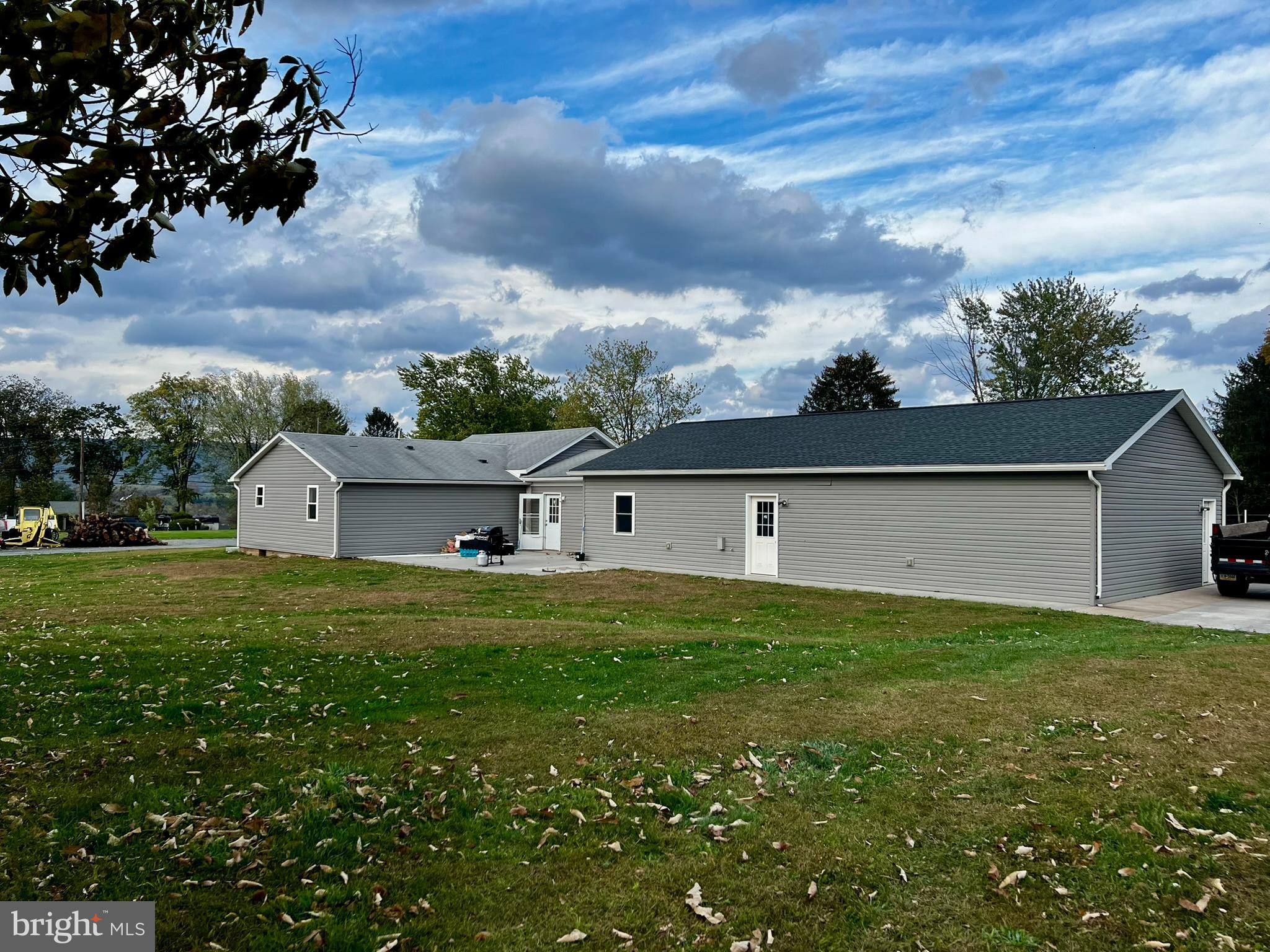 8690 Highway 25 Spring Glen, PA 17978 - Photo 5 of 31 front view of a house with a yard