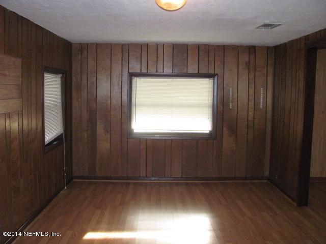 2245 Anniston Road Jacksonville, FL 32246 - Photo 4 of 10 2245 Anniston Rd (15)