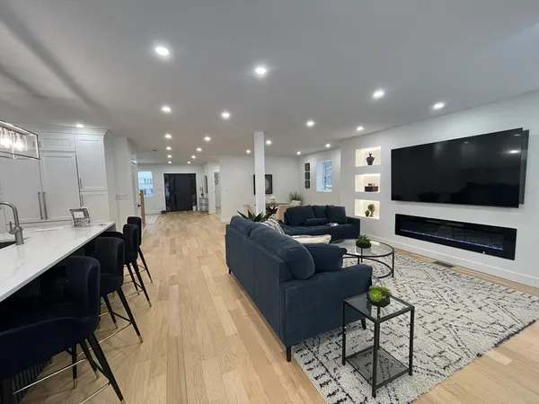 $1,700,000 | 405 Blue Hill Avenue, Milton, MA 02186