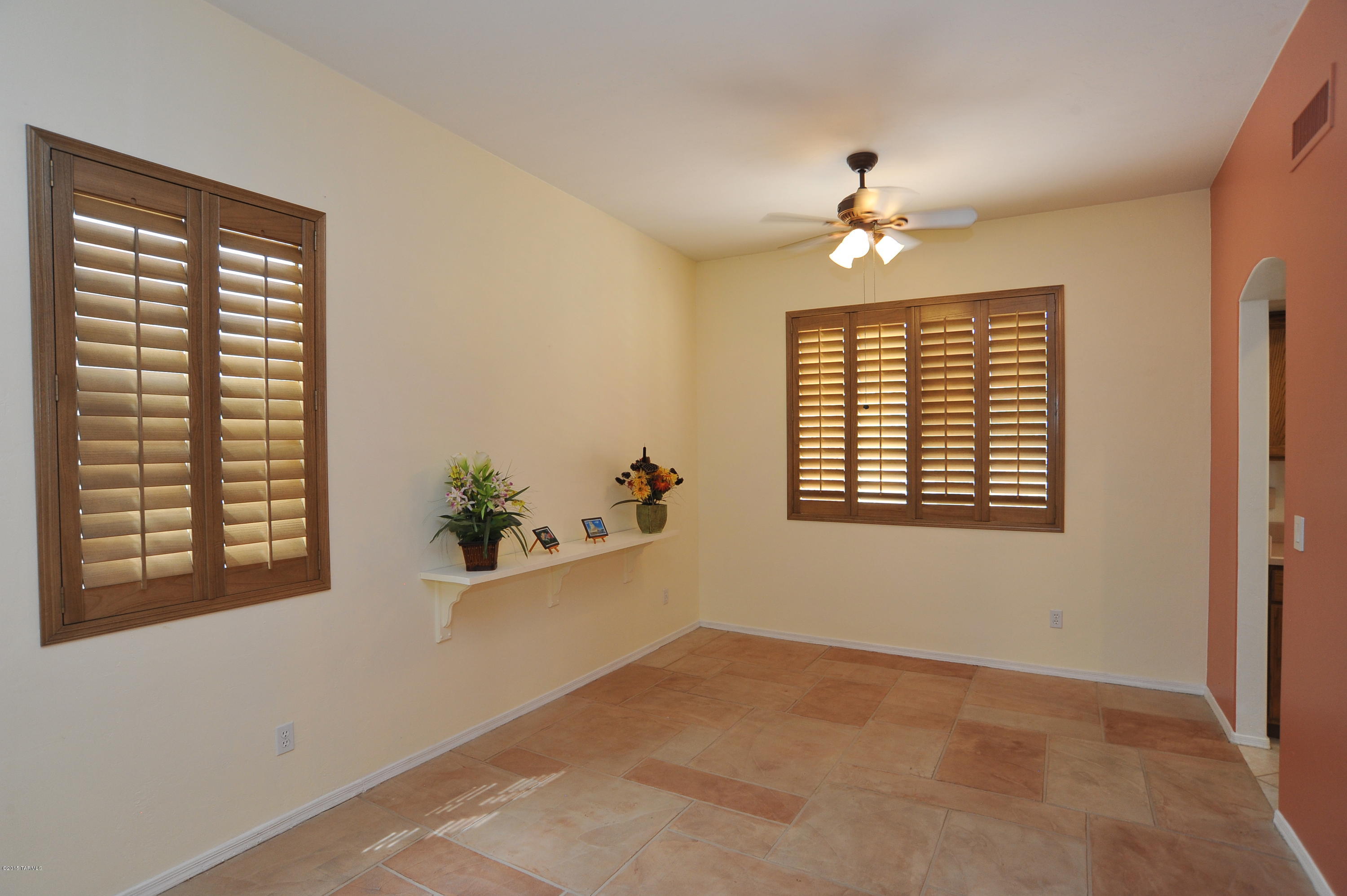 444 West Wheeler Road Tucson, AZ 85737 - Photo 6 of 38
