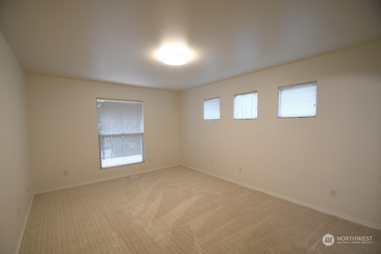267 Southeast Valley View Way Chehalis, WA 98532 - Photo 12 of 27 Gallery Image 12